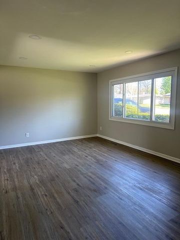 700 S Washington Street, Hobart, IN 46342