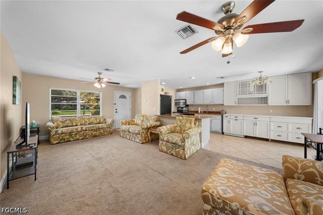 1583 Sunkist WAY, Fort Myers, FL 33905