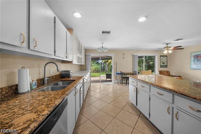 1583 Sunkist WAY, Fort Myers, FL 33905