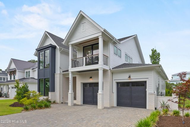 1941 Loblolly Landing Lane, Wilmington, NC 28411