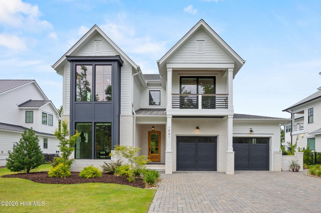 1941 Loblolly Landing Lane, Wilmington, NC 28411