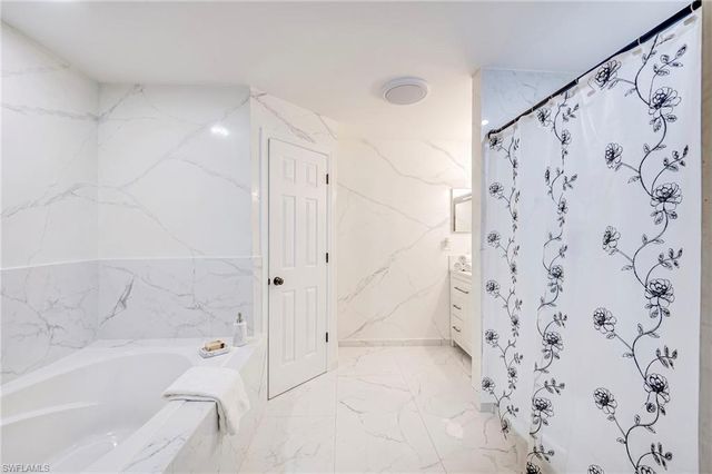 1414 Louis Ave, Lehigh Acres, FL 33972