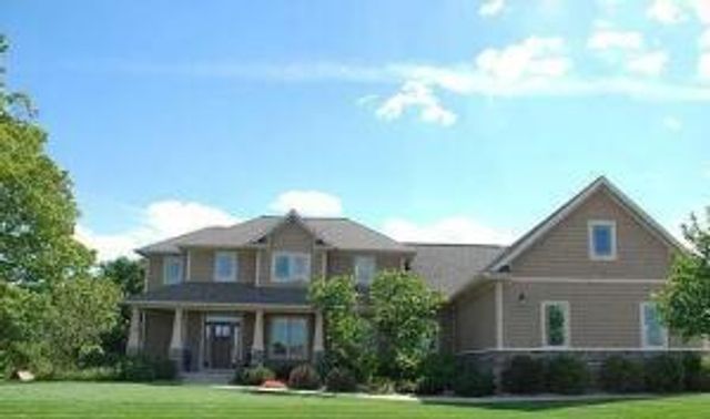 732 Vienna Way, Traverse City, MI 49696