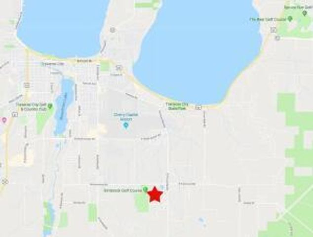 732 Vienna Way, Traverse City, MI 49696