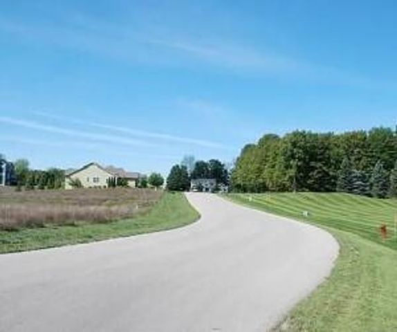 732 Vienna Way, Traverse City, MI 49696