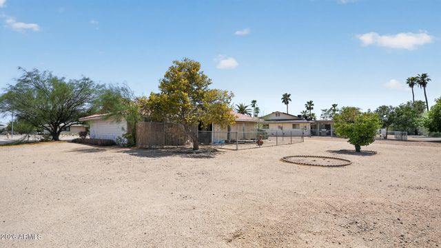 12406 N BANNER Court, Sun City, AZ 85351