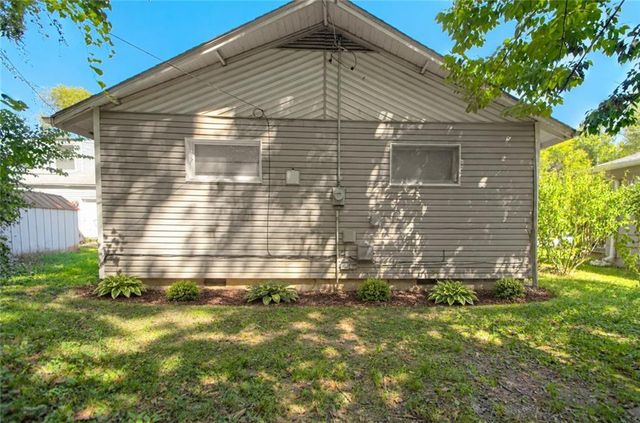 4319 Towers Road, Kansas City, MO 64130