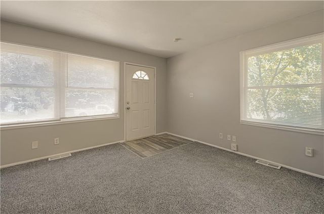 4319 Towers Road, Kansas City, MO 64130
