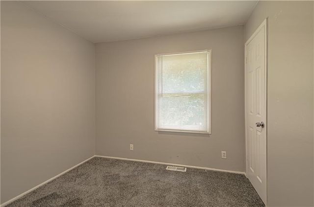 4319 Towers Road, Kansas City, MO 64130