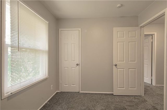 4319 Towers Road, Kansas City, MO 64130