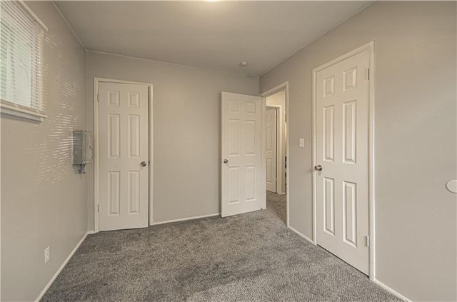 4319 Towers Road, Kansas City, MO 64130