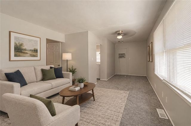 4319 Towers Road, Kansas City, MO 64130