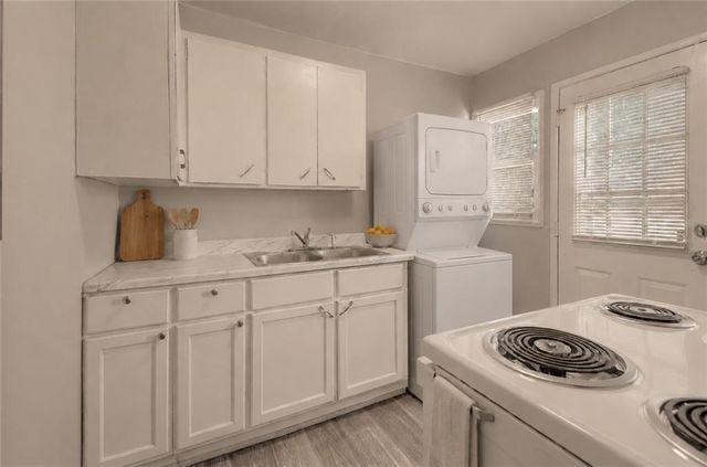 4319 Towers Road, Kansas City, MO 64130