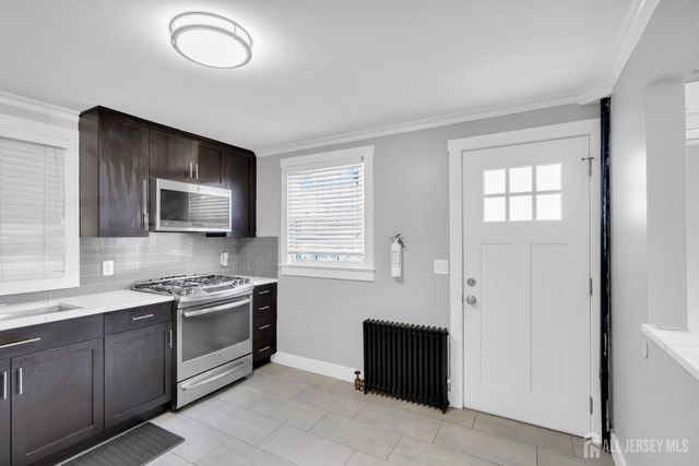 20 Burnet Street, Avenel, NJ 07001