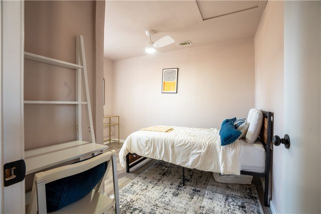 806 S Powell Street, Springdale, AR 72764