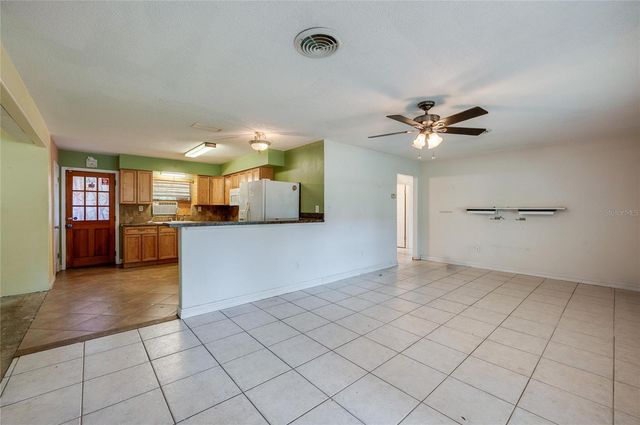 5500 LANCEWOOD CIRCLE N, Port Orange, FL 32127