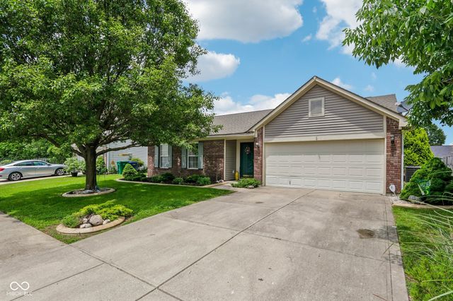 6660 W Denton Drive, Mccordsville, IN 46055
