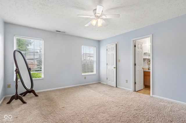 6660 W Denton Drive, Mccordsville, IN 46055