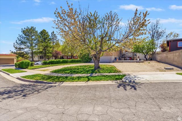 3908 S LORNA DR, West Valley City, UT 84120