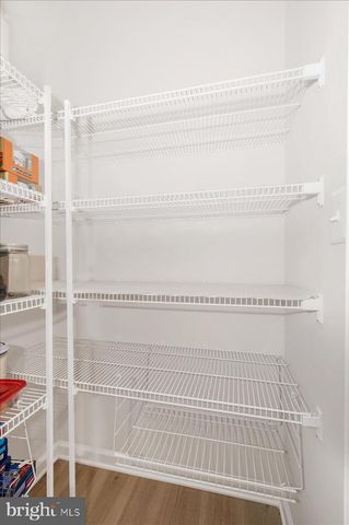 31 BLOOMSBURY ST, Falling Waters, WV 25419