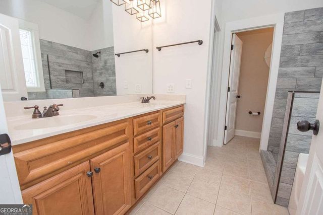 87 Camden Village Drive, Newnan, GA 30265