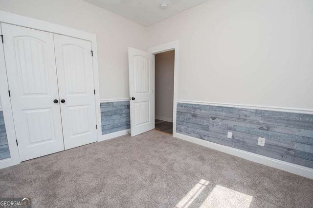 87 Camden Village Drive, Newnan, GA 30265