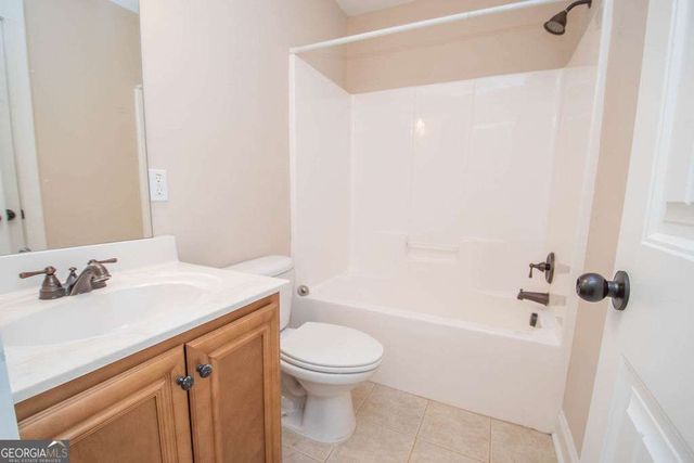 87 Camden Village Drive, Newnan, GA 30265