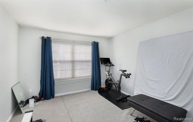 3286 CAMDEN Drive, Troy, MI 48084