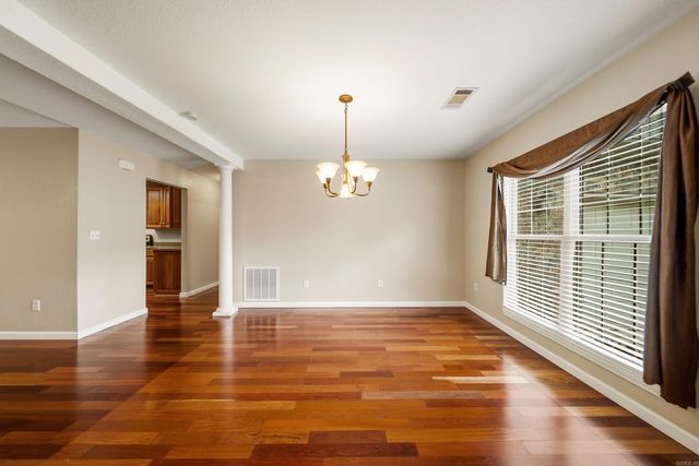 140 Clairmoor Ct, Hot Springs, AR 71913