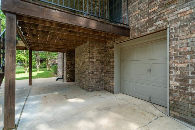 140 Clairmoor Ct, Hot Springs, AR 71913