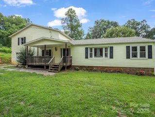 60 Zion Hill Road, Marion, NC 28752