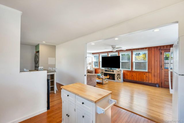 20 Willyn Road, Blue Point, NY 11715