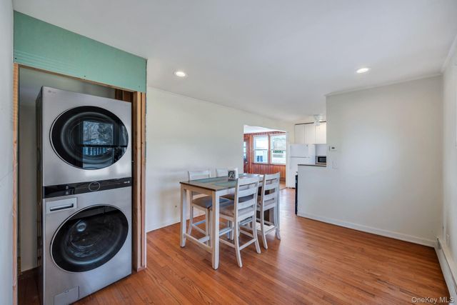 20 Willyn Road, Blue Point, NY 11715