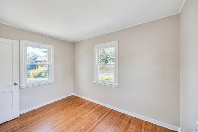 20 Willyn Road, Blue Point, NY 11715