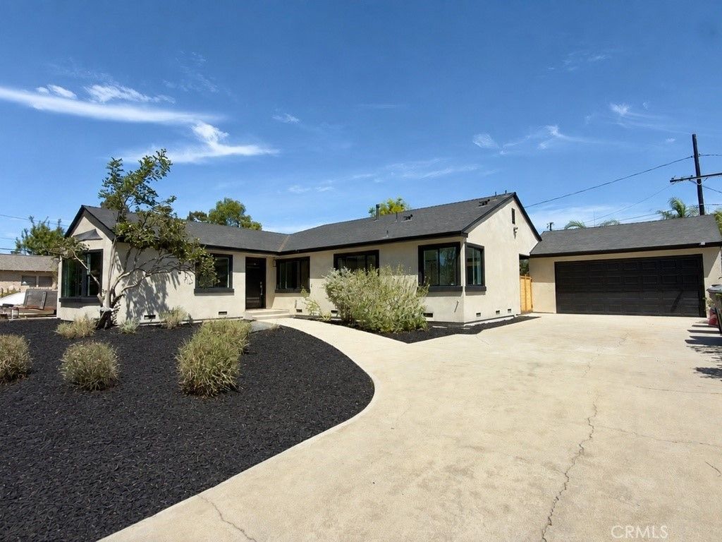 527 N Park, Orange, CA 92867 — photo 2
