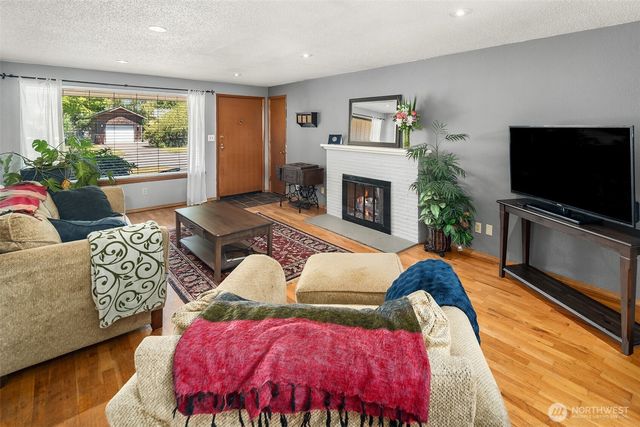 4608 N 25th Street, Tacoma, WA 98406