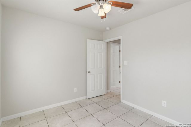 572 Hillside, Spring Branch, TX 78070