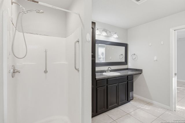 572 Hillside, Spring Branch, TX 78070