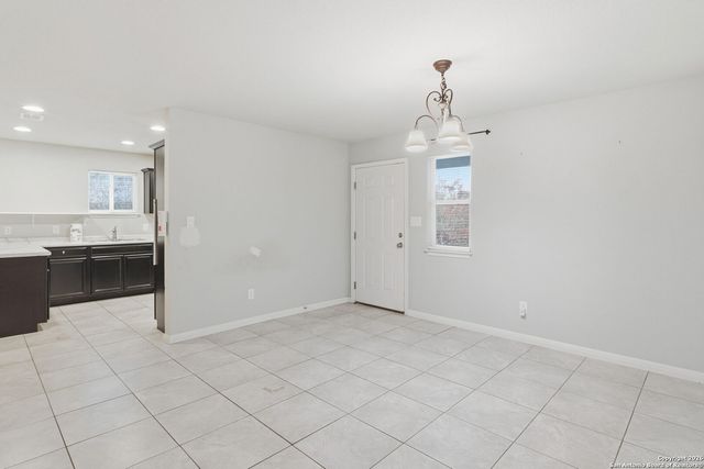 572 Hillside, Spring Branch, TX 78070