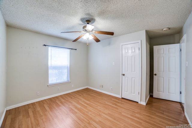 5922 HIDDEN GLADE, San Antonio, TX 78250