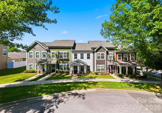 1805 Edgewater Drive NW, Conover, NC 28613