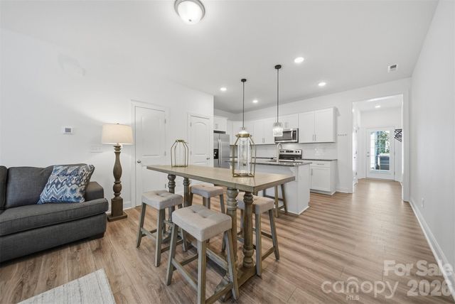 1805 Edgewater Drive NW, Conover, NC 28613