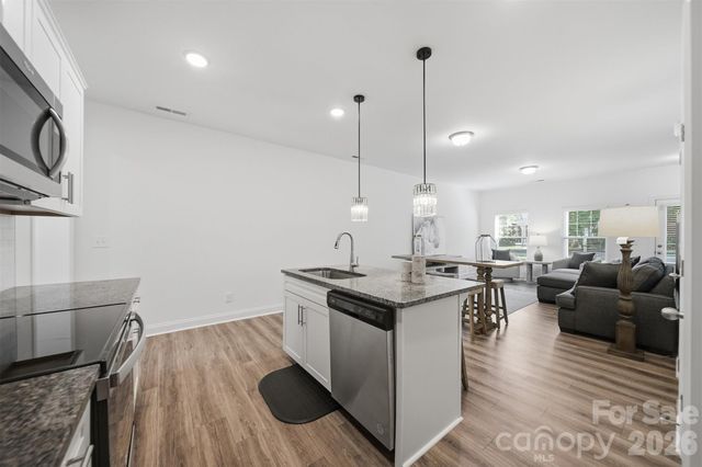 1805 Edgewater Drive NW, Conover, NC 28613