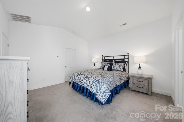 1805 Edgewater Drive NW, Conover, NC 28613