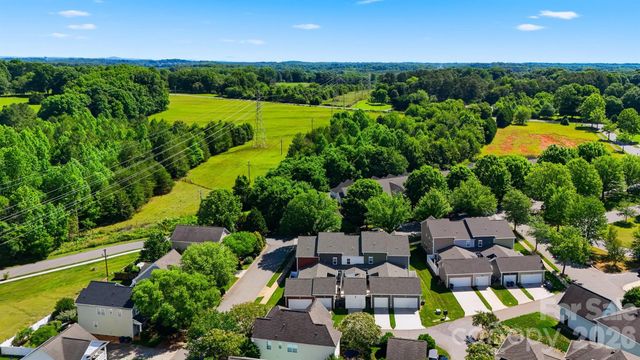 1805 Edgewater Drive NW, Conover, NC 28613