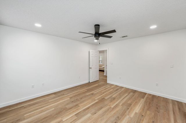 219 Shorey Drive, Defuniak Springs, FL 32433