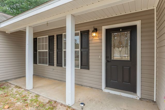 219 Shorey Drive, Defuniak Springs, FL 32433