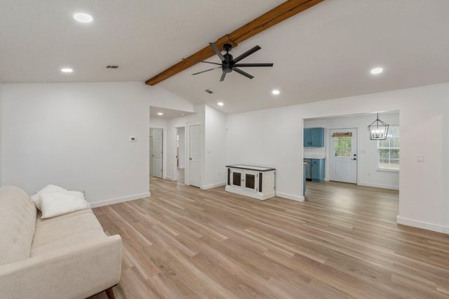 219 Shorey Drive, Defuniak Springs, FL 32433