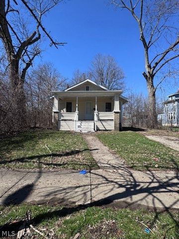 516 Wildwood Avenue, Akron, OH 44320