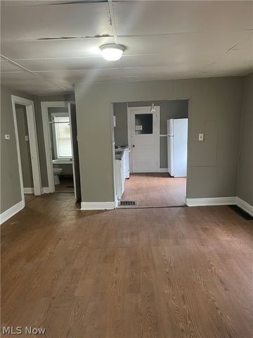 516 Wildwood Avenue, Akron, OH 44320